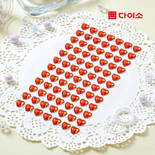 DAISO - Jewelry Heart Sticker Red 10mm